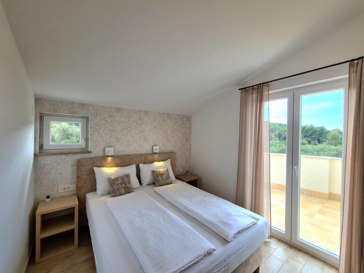 Orkula Apartments Pasman Ngoại thất bức ảnh