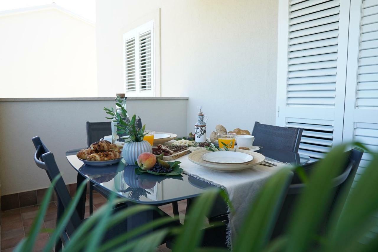 Orkula Apartments Pasman Ngoại thất bức ảnh