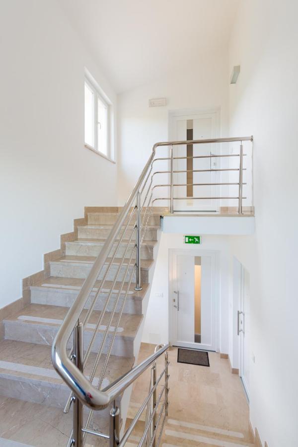 Orkula Apartments Pasman Ngoại thất bức ảnh